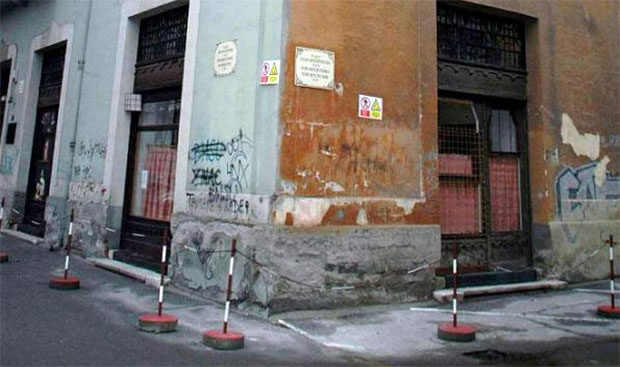 Zgrada Muzičke škole opasna!