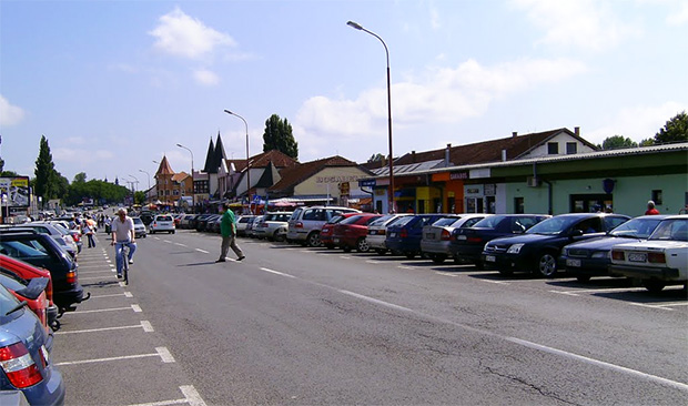 Mušterije iz Mađarske opsedaju subotički buvljak