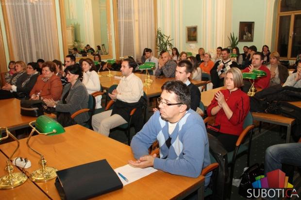 Održana tribina "Zaustavimo nasilje"