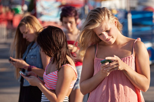 Istraživanje: Mobilni telefoni i mladi