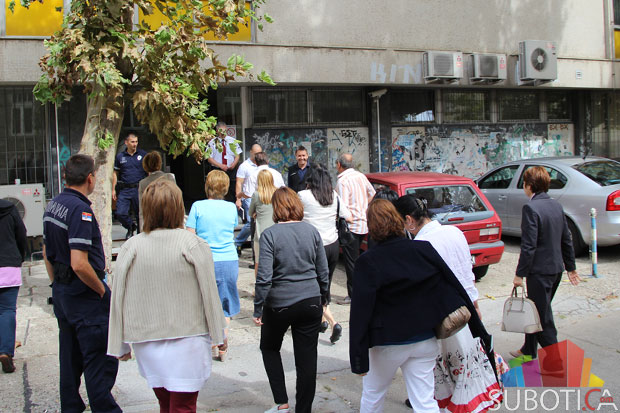 Lažna dojava o podmetnutoj bombi u Vojvođanskoj banci