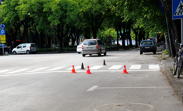 Obnavlja se horizontalna saobraćajna signalizacija
