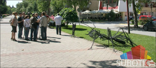 Ekološki mrav - Radijalac Ekološki mrav - Radijalac