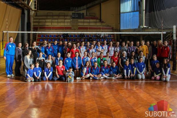 Održan humanitarni odbojkaški turnir za pomoć deci škole "Žarko Zrenjanin"