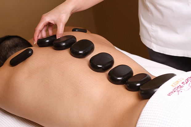 Masaža vulkanskim kamenjem i afrička Baobab masaža u Galleria Wellnesu