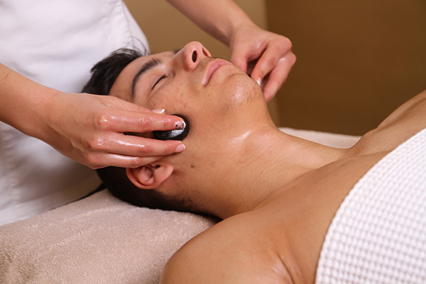 Masaža vulkanskim kamenjem i afrička Baobab masaža u Galleria Wellnesu