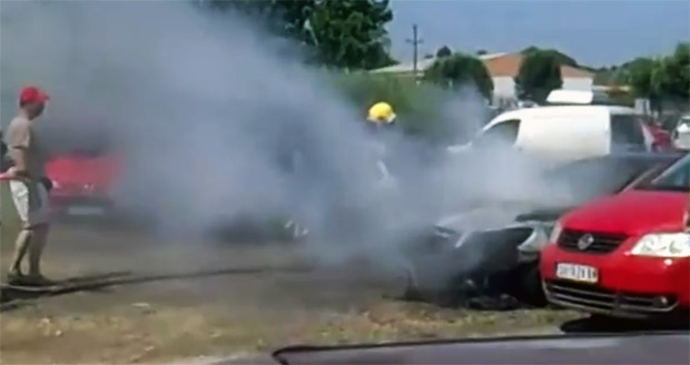 Izgoreo službeni automobil čelnika opštine Mali Iđoš