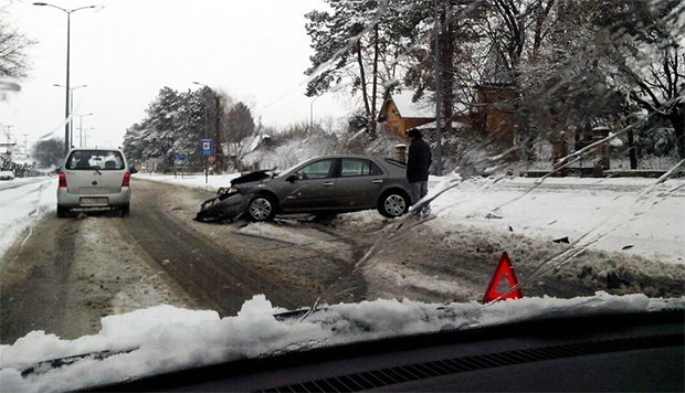 Martovski sneg usporio saobraćaj