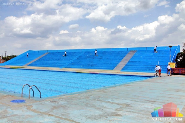 Renovirani bazenski kompleks u Dudovoj šumi