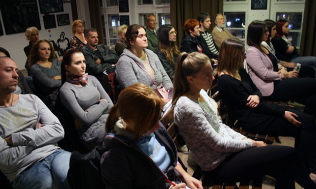 Puno “Skladište” na predavanju "Ko sam ja?"