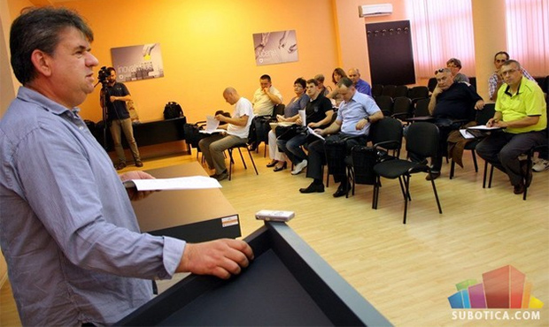 Znanje za kvalitet i bezbednost domaće hrane