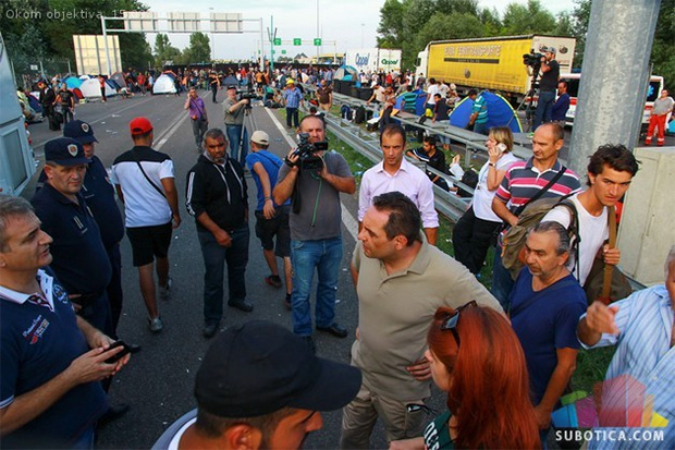 Vanredno stanje u Mađarskoj, zatvoreni prelazi, izbeglice štrajkuju glađu