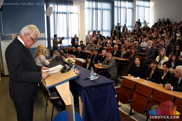 Studenti iz Bujanovca u poseti Ekonomskom fakultetu u Subotici