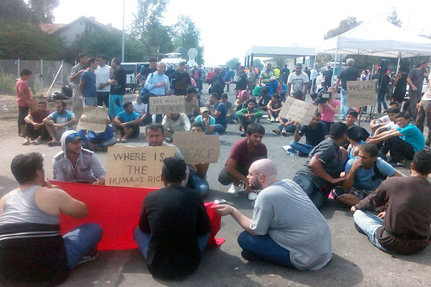Miran protest izbeglica na Horgošu 2, zatvoreni Horgoš 1 i Bački Vinogradi