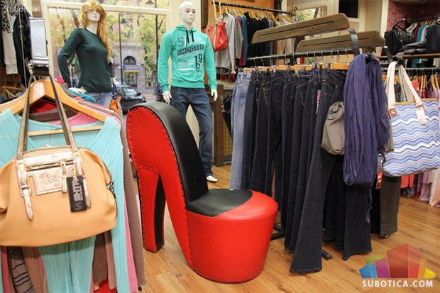 Akcija u butiku “Woodo”