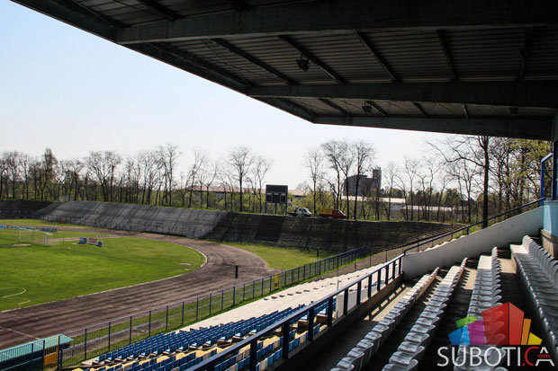 Pušten u rad novi semafor na Gradskom stadionu