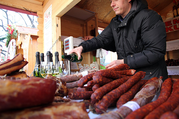 Domaća hrana i vino na “Winter festu”