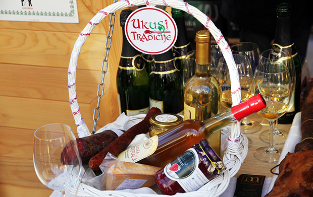 Domaća hrana i vino na “Winter festu”