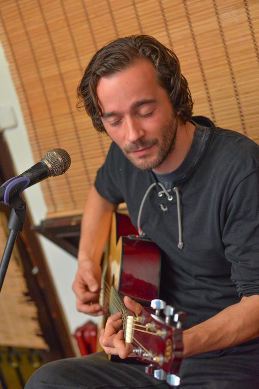 Akustična svirka: Vladimir Miletin