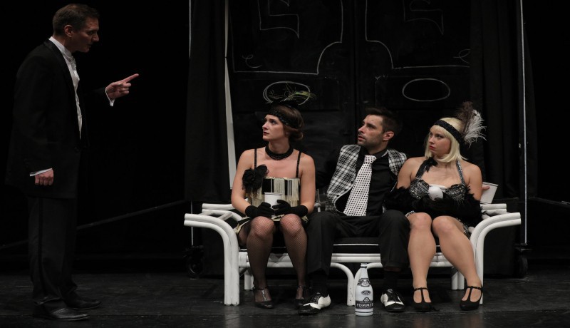 Predstava: Crni Petar