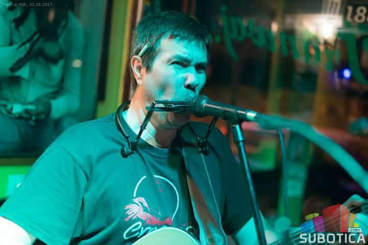 Akustična svirka: Akos Papp