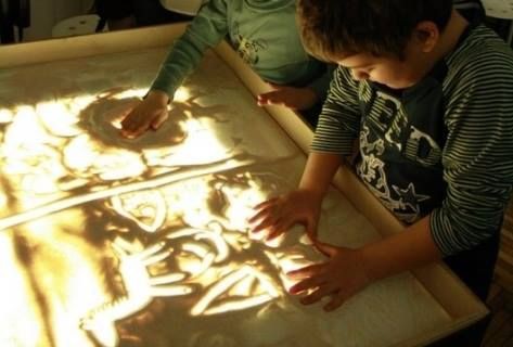 Besplatna radionica: Bajke na pesku - za decu od 5-10 godina