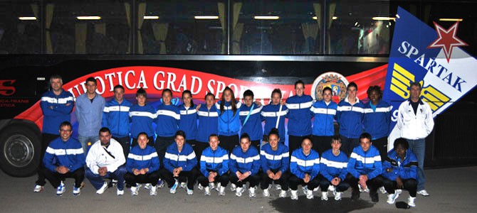 Ženski fudbal: Spartak - Nives