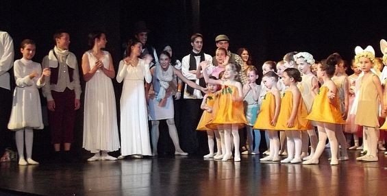 Predstava: Božićna bajka