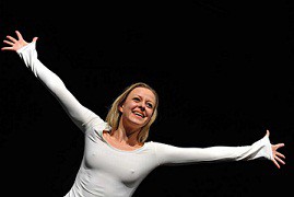 Beres Marta One - Girl show