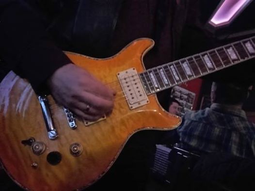 Akustična svirka: Došenović Nenad i Džinić Aleksandar