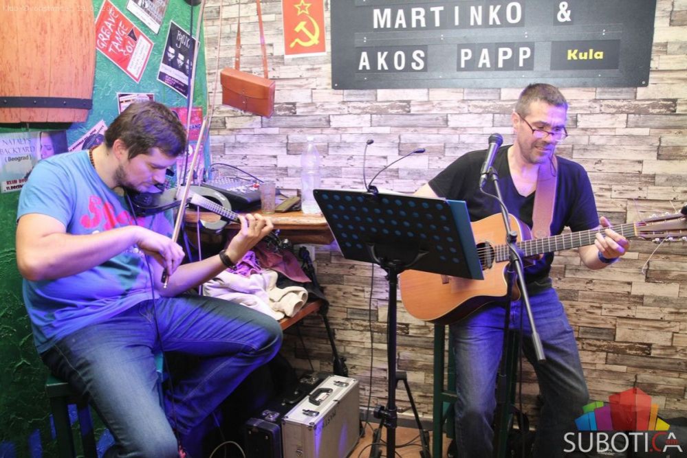 Akustična svirka: Akos Papp & Igor  Martinko