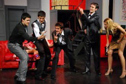 Predstava: Nil Sajmon: Glasine