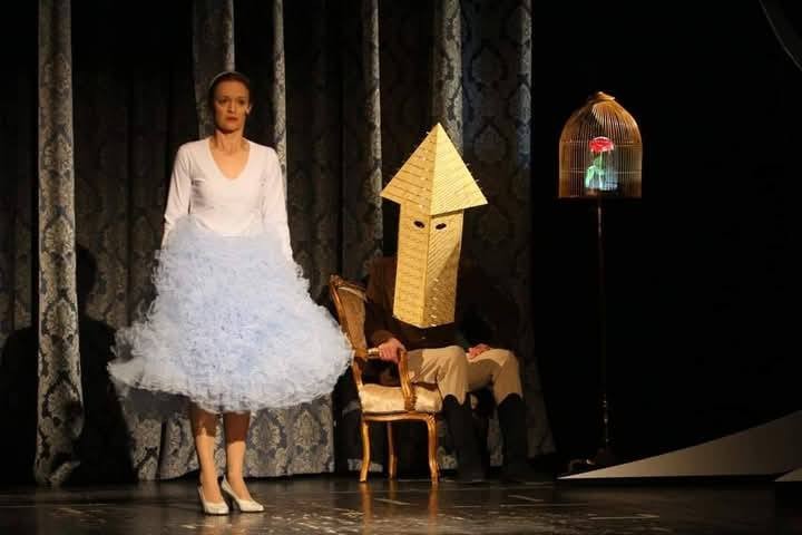 Előadás gyerekeknek: A SZÉPSÉG ÉS A SZÖRNYETEG