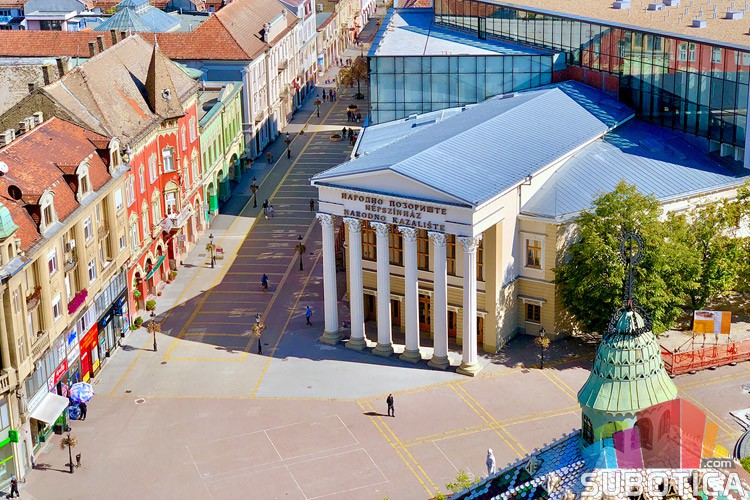 Obrazovna turistička tura “Nevidljive mape Subotice” i predstava Dah Teatra “Ne/vidljivi grad”