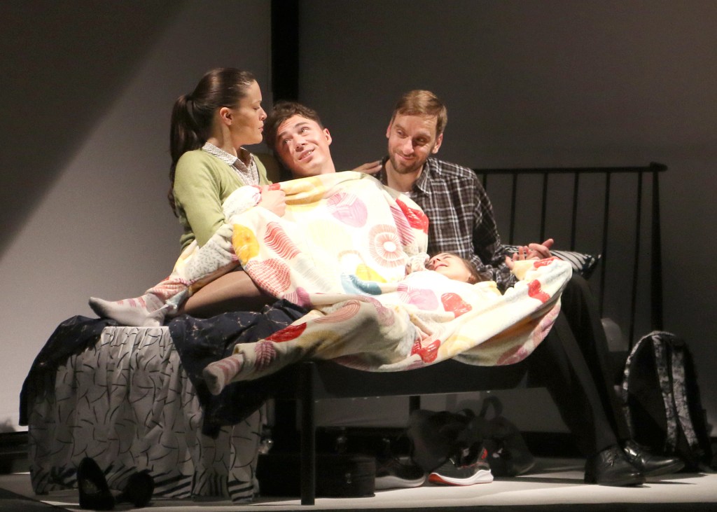 Dečja predstava: “Hoću kući”