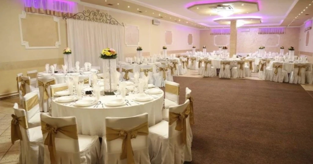 Doček Nove godine u sali Mirage