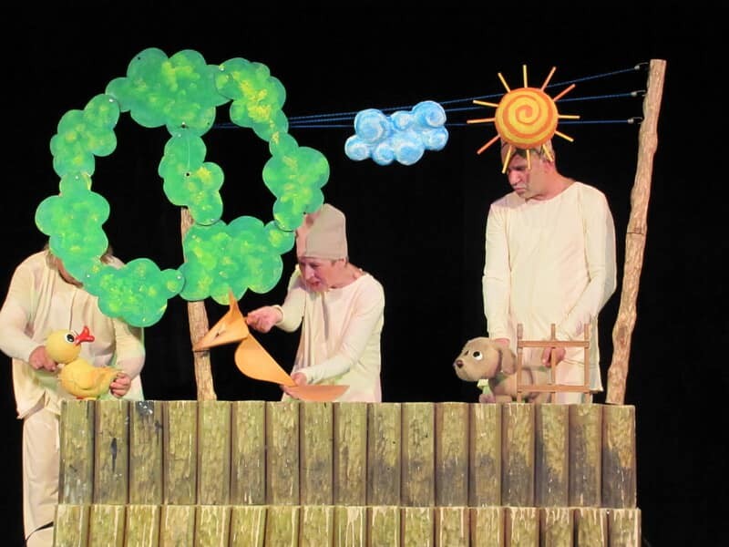 Predstava za decu: „Kuče koje nije umelo da laje”