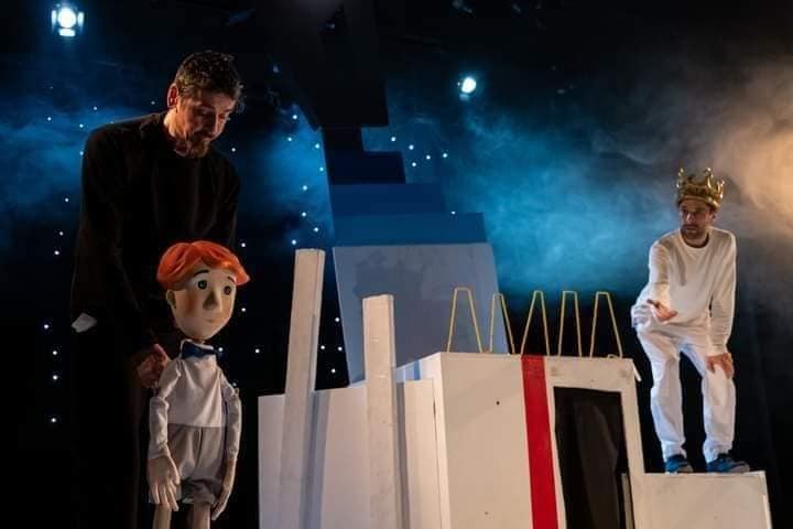 Előadás gyerekeknek: „Játssz velem!”