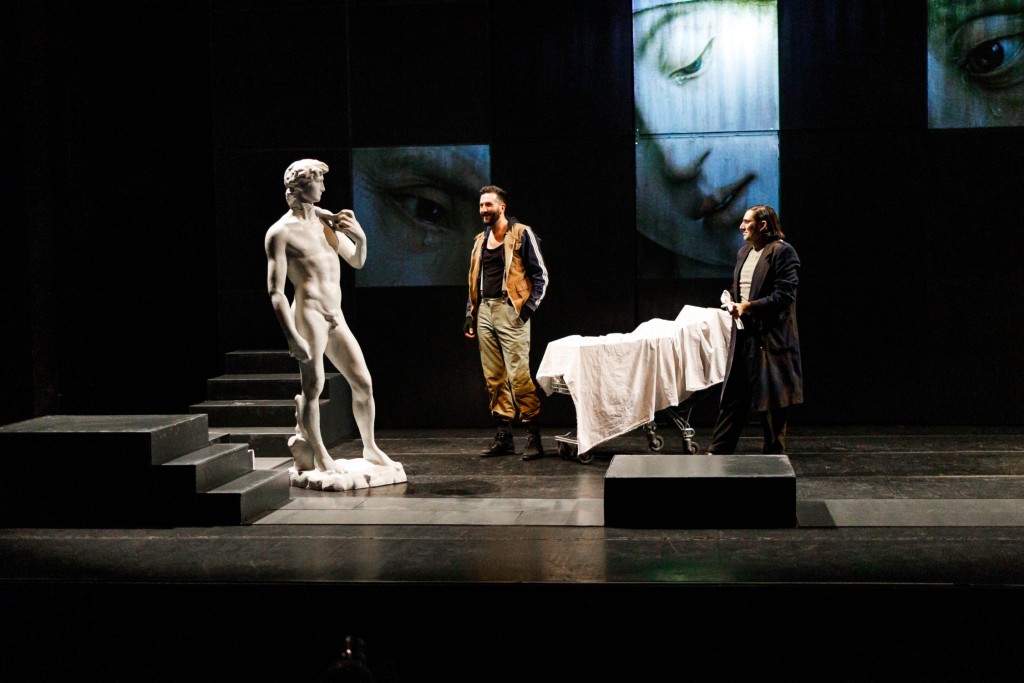 Stiv Tešić: Na otvorenom drumu