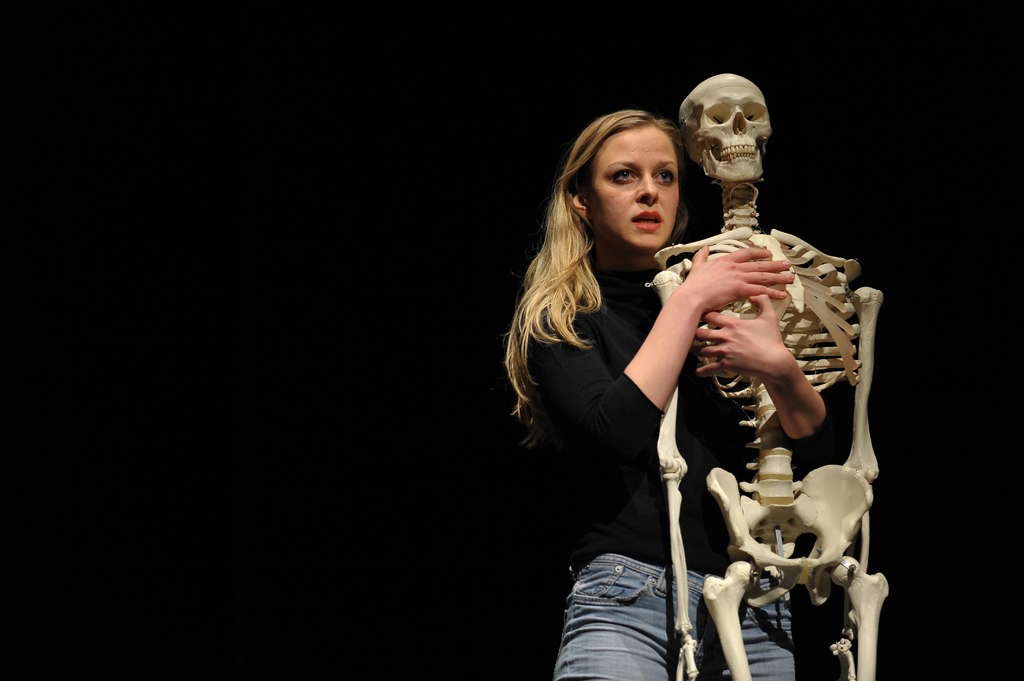 Predstava: Marta Bereš: One girl show