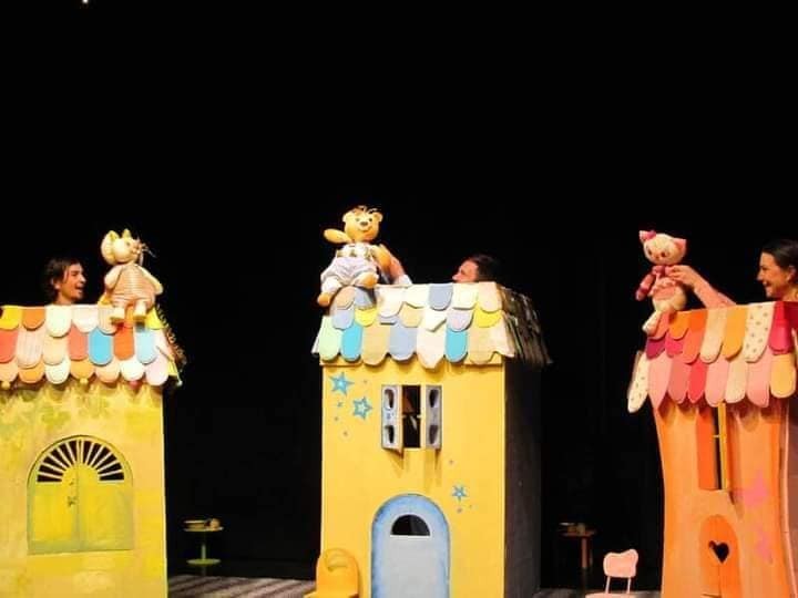 Pelenkás Színház: „SZÍNES MESÉK”