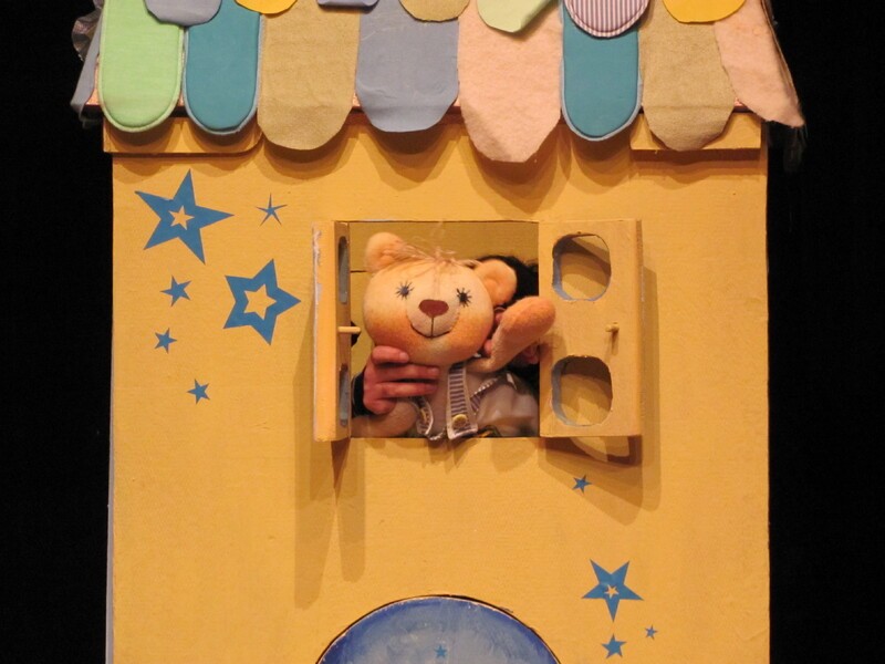 Teatar u pelenama: „Šarena priča”