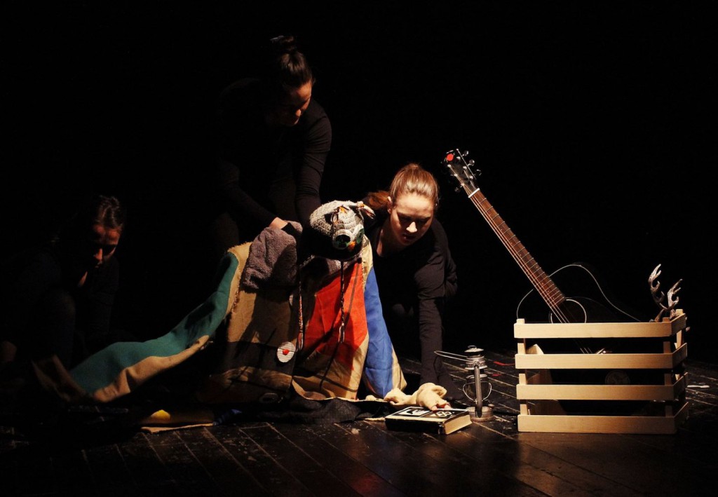 Dečja predstava: Lutkarske etide - Babos Etudok