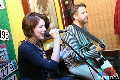 Akustična svirka: Anna Marie & Armand