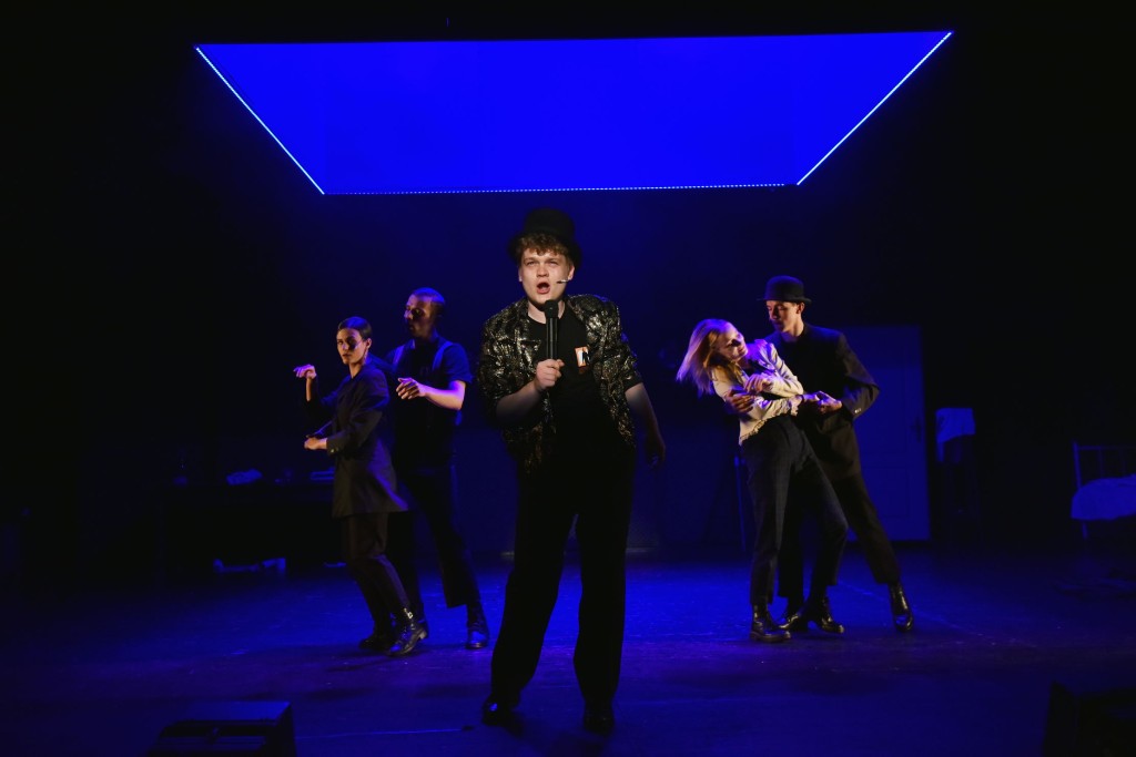 Ludi svet, iliti Braća Marks