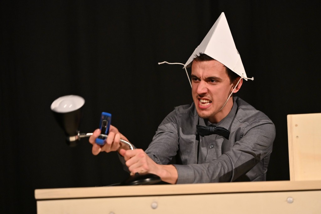 Előadás gyerekeknek: LÁZÁRERVINÖSSZES