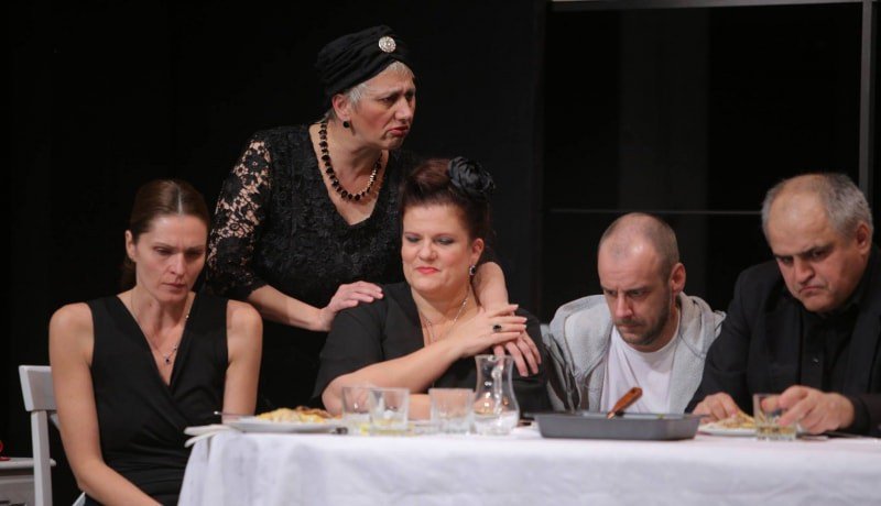 Predstava: Avgust u okrugu Osejdž