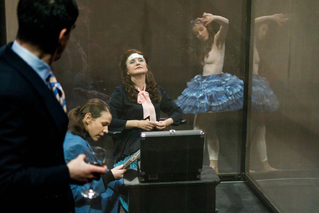 Nina Plavanjac: AKVARIJUM