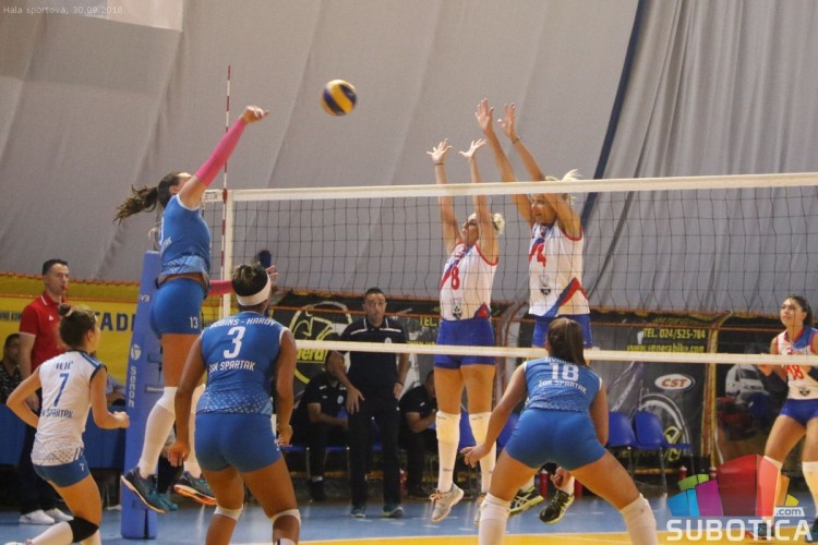 Odbojka (Ž): Spartak - Železničar
