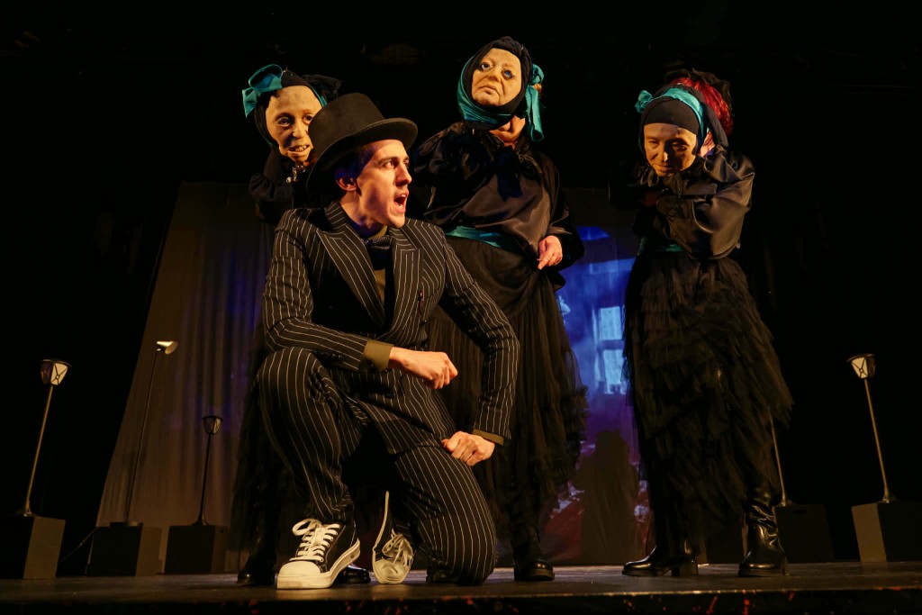 Bemutató: Csipkés Sámson és az Elveszett Mesterségek Múzeuma